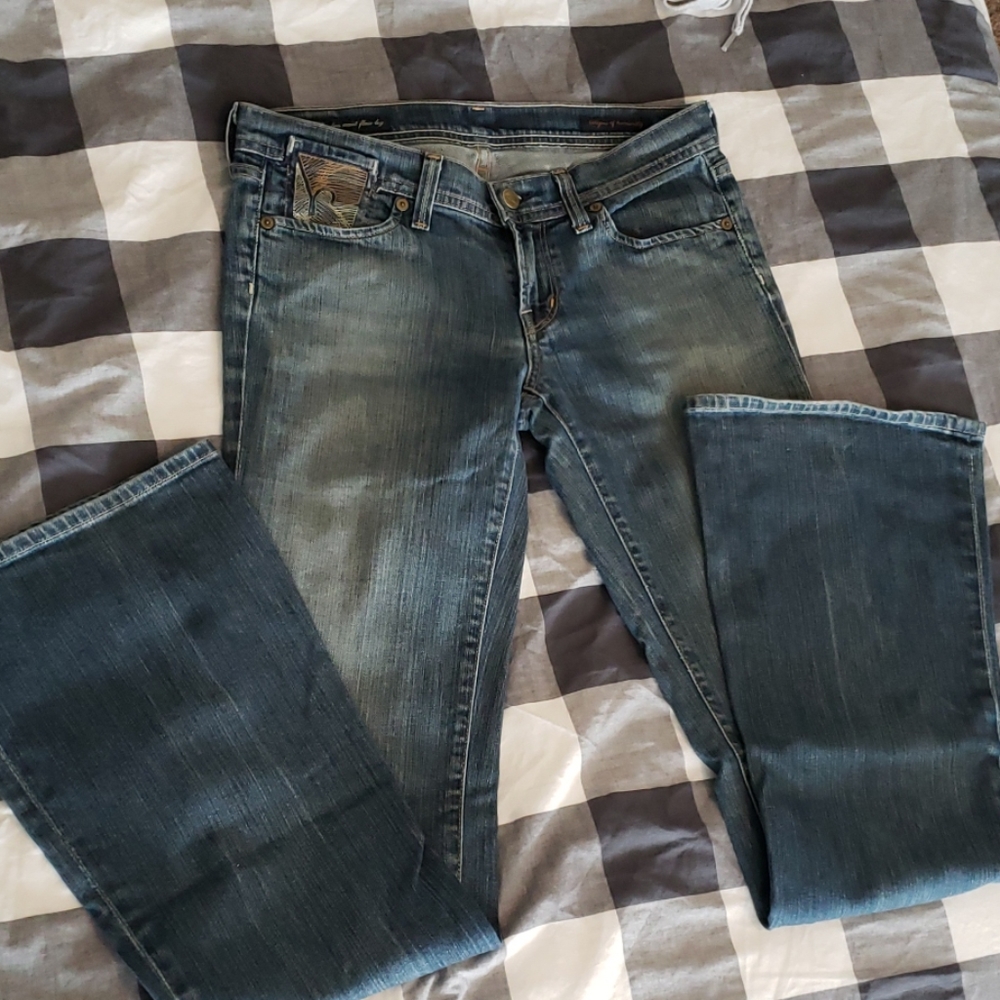 Citizens of Humanity Low Waisted Flare Leg Size 28